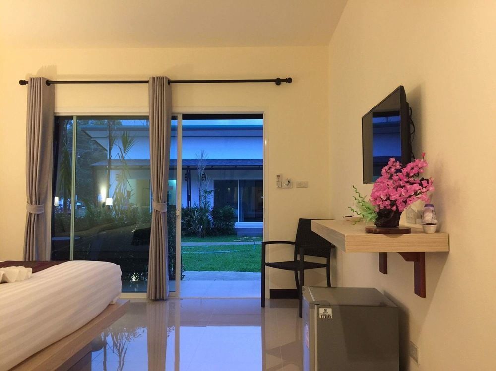 Maleesirin Oldtown Resort เกาะลันตา ภายนอก รูปภาพ